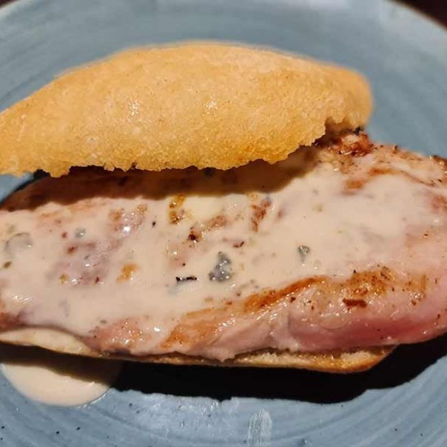 Disfruta de nuestra comida clásica en tu casa
