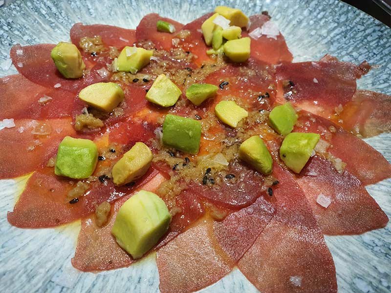 Carpaccio de atún